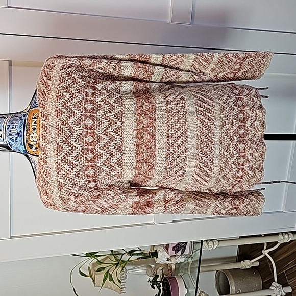 Knox rose large top - Picture 3 of 8